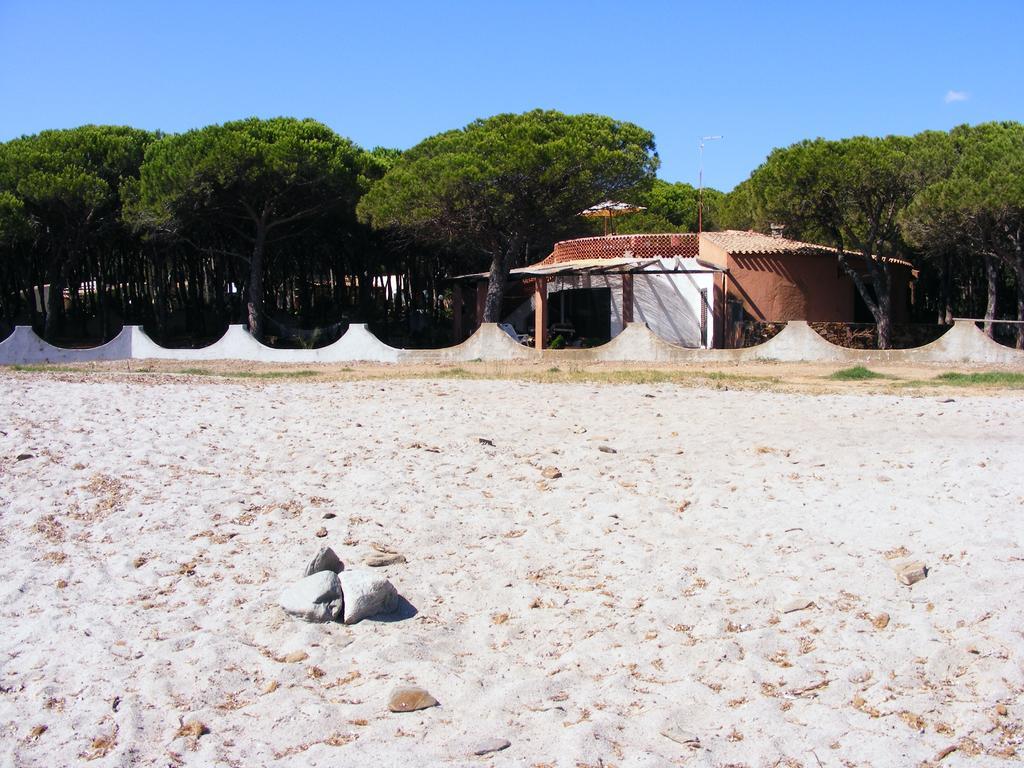 Rotonda Sul Mare Villa Budoni Exterior photo